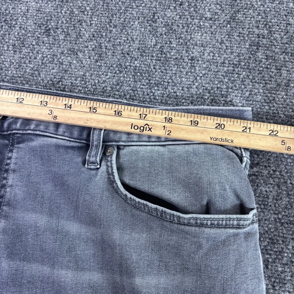 Banana Republic Traveler Jeans Mens 42x34 Grey Tapered‎ Fit Stretch Denim Casual